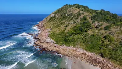 nova-braslia-ou-encantadas-onde-se-hospedar-na-ilha-do-mel-na-primavera