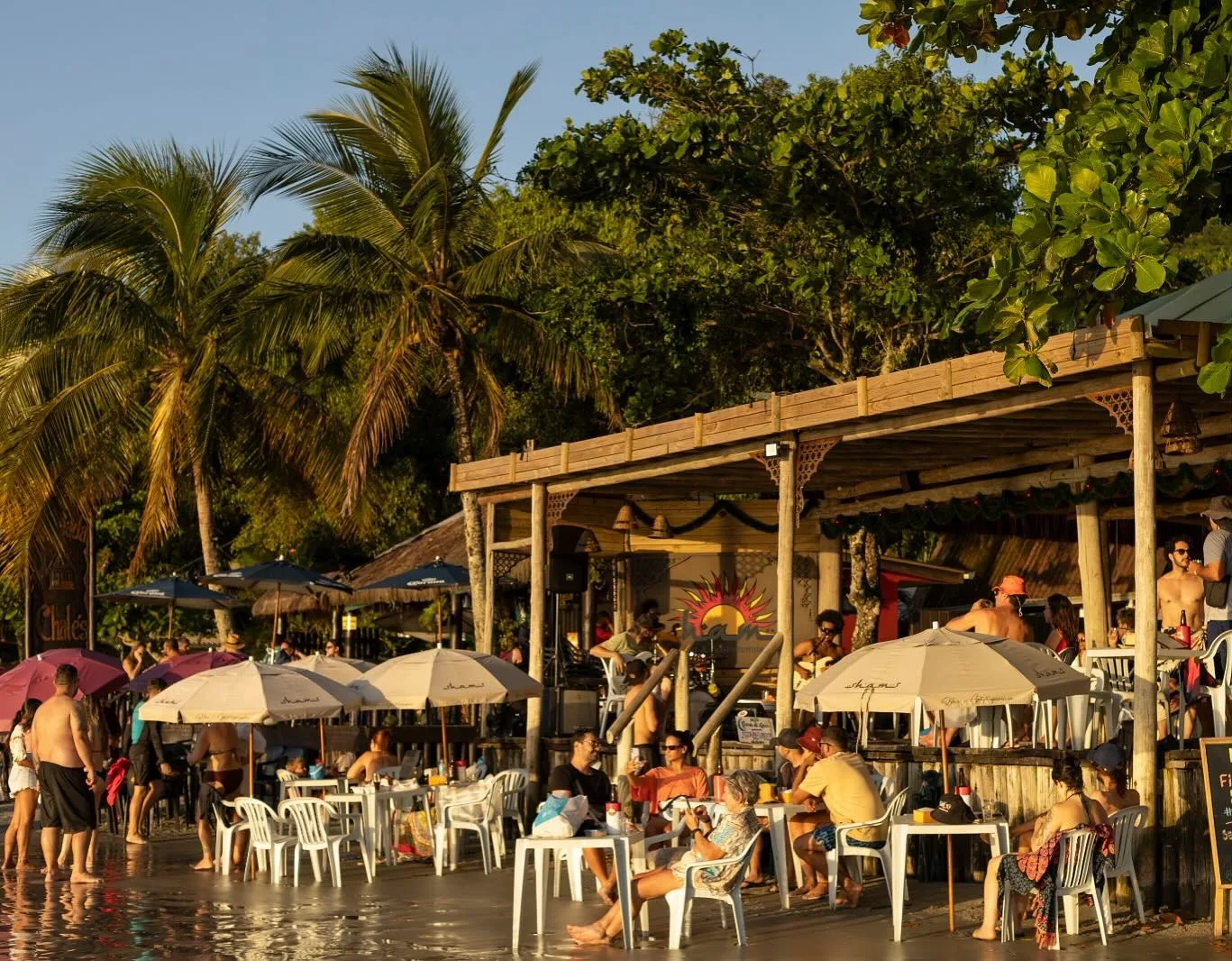 Ambiente - Shams Bar & Gastronomia - Ilha do Mel - Pr
