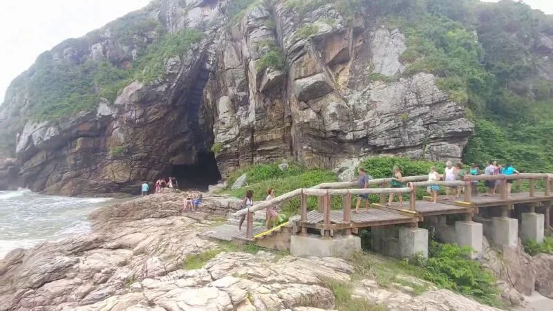 Ponte na Praia da Bóia