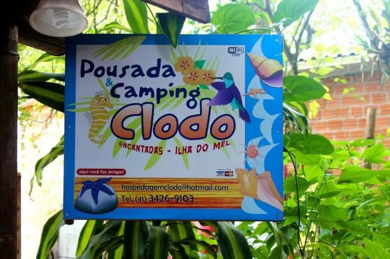 Pousada e Camping do Clodo na Ilha do Mel, PR