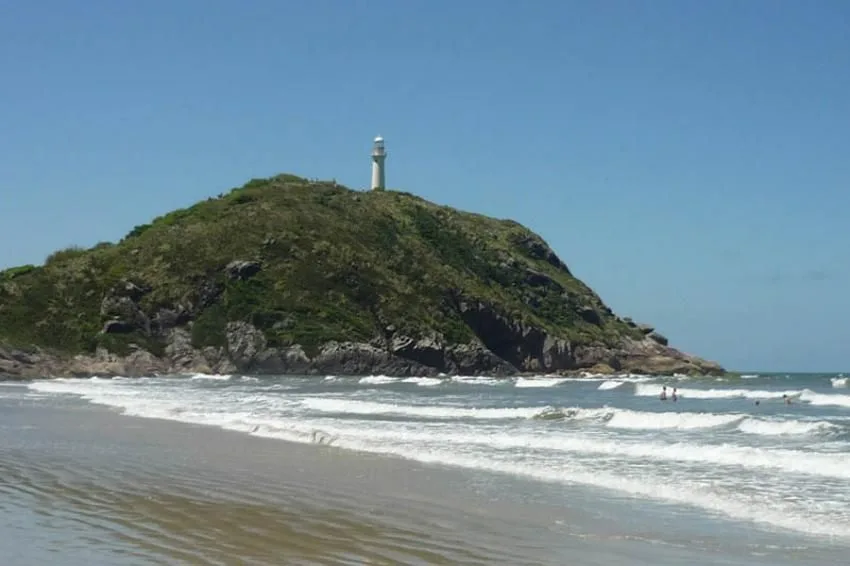 Praia de Fora das Encantadas, Ilha do Mel, PR