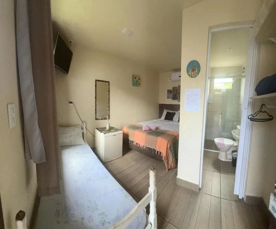 Quarto Casal - Pousada Voo Livre - Ilha do Mel - Pr
