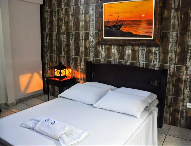 quarto com cama de casal