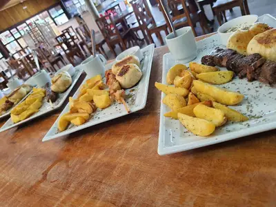 restaurante-marimar-caf-bistr-bar-ilha-do-mel-pr