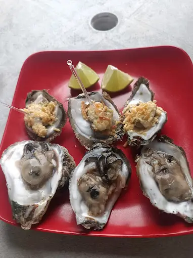 restaurante-da-v-leonor-ilha-do-mel-pr
