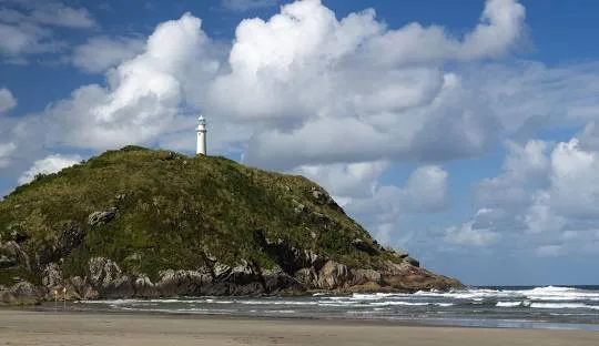 vista da praia Farol das Conchas
