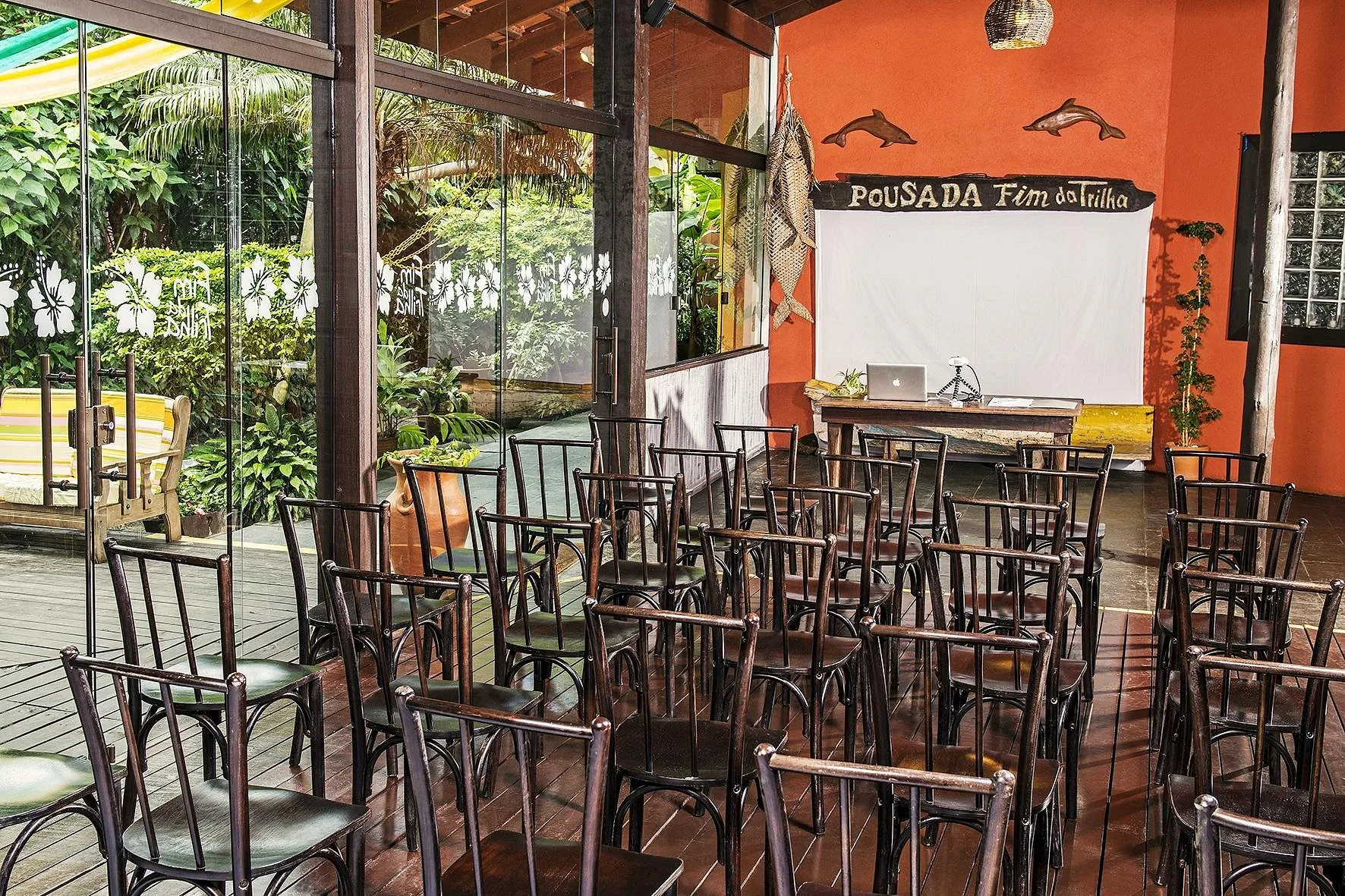 Pousada e Restaurante Fim da Trilha na Ilha do Mel, PR