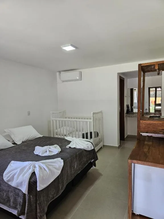 Quarto Com Berço - Pousada Vila Encantada Ilha do Mel - Ilha do Mel - Pr