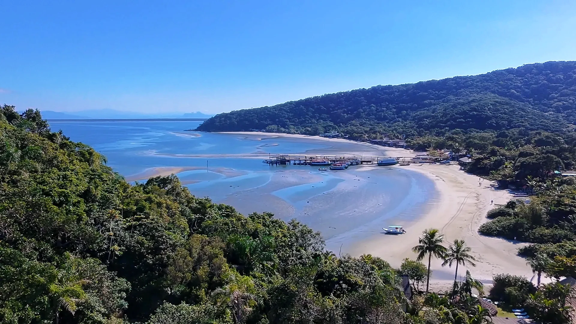 Sequência é de fotos tirada do Farol das encantadas do trapiche das encantadas do lanço do campo da bacia da sereia e da Prainha de encantadas Todas e